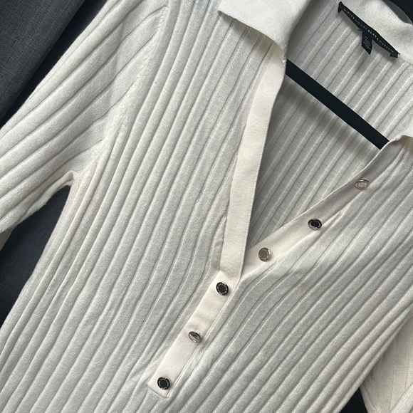 Top - Picture 4 of 5